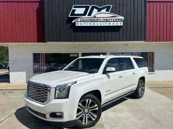 GMC YUKON XL 2018 1GKS2HKJ2JR264040 image